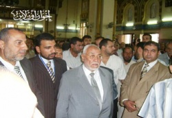 فضيلة المرشد بين المشيعين