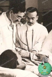 الدكتور حافظ النتشة يطبب أهل الخليل