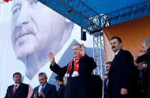 واجبان تجاه تر.jpg